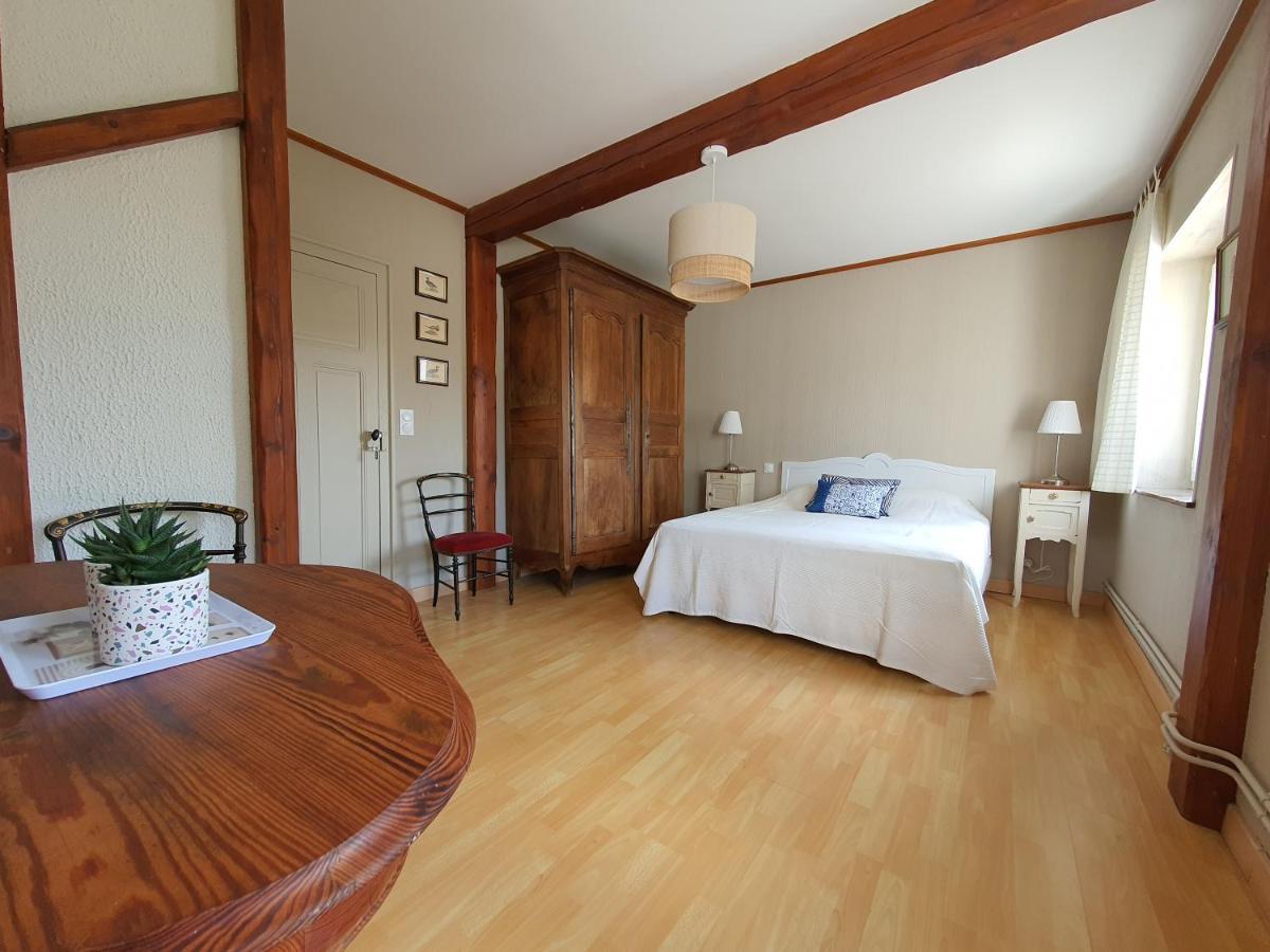 Le Pressoir De Marsac Hotel Marsac  Exterior photo